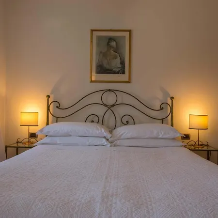 Il Poggio Di 아파트호텔 4*