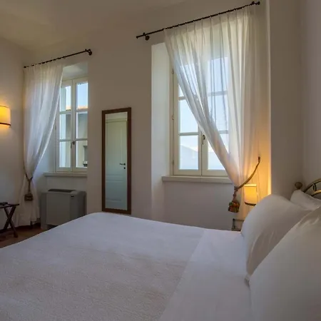 Apartmanhotel Il Poggio Di 4*